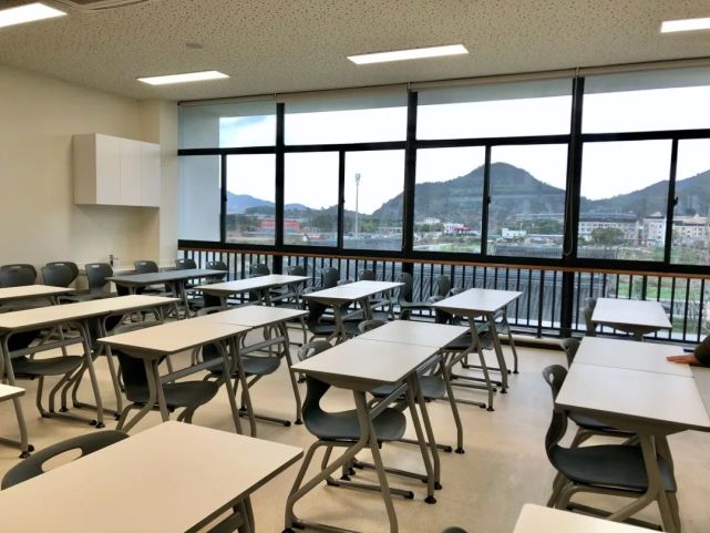 北大附中台州飞龙湖学校整装待发预计9月开学