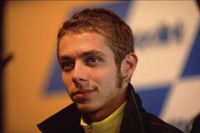 今天的头条,给罗西!