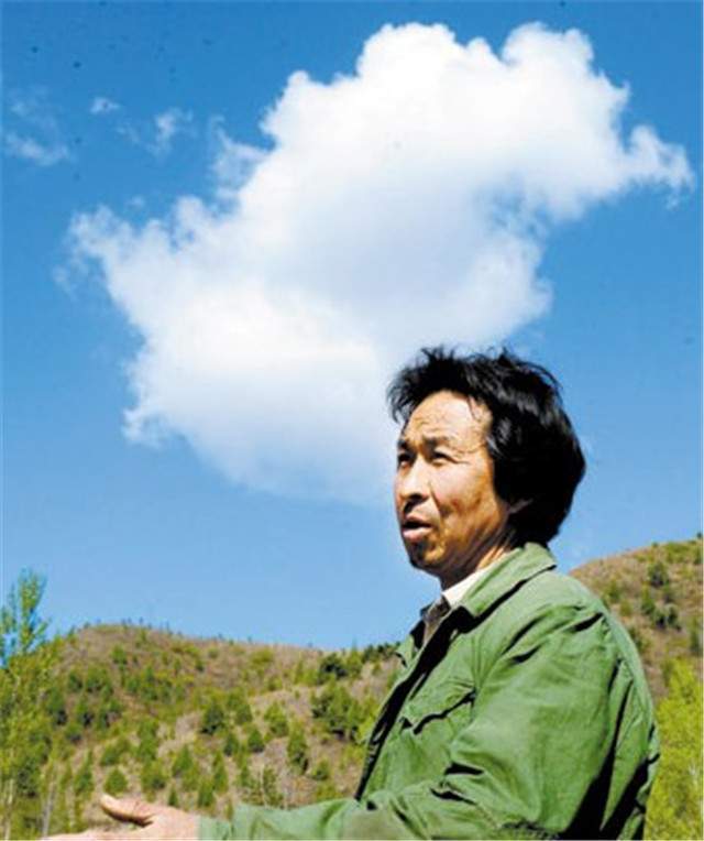 北大学霸带妻子遁入深山11年,期间花费350万,孩子自己接生