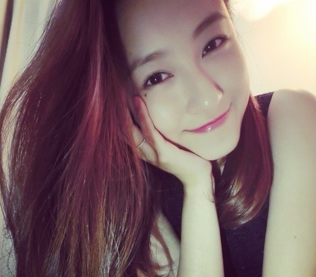 王彦霖艾佳妮恋情曝光_腾讯新闻