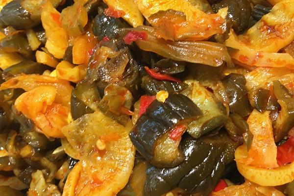 痛风|痛风人群多注意：五种食物让痛风更严重，一定要管住自己的嘴巴