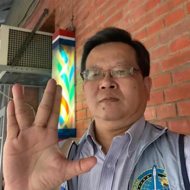 台湾每人每天吃18公斤凤梨就能挺过去?黄创夏:老了,算错了