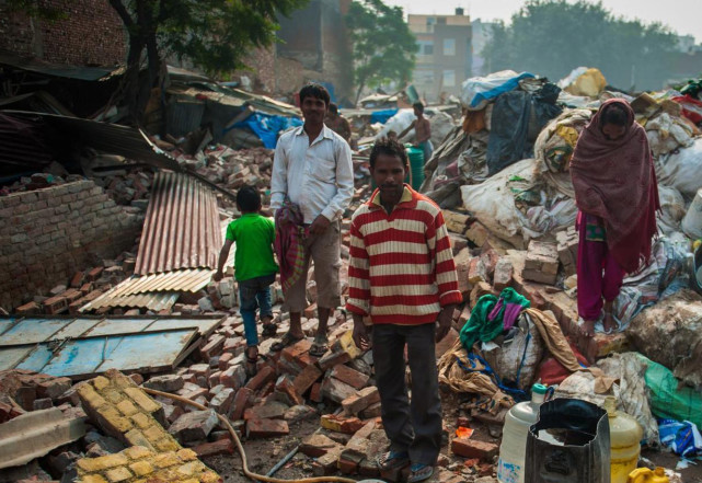 印度经济落后,还能买得起天价武器?专家:花的不是自己的钱