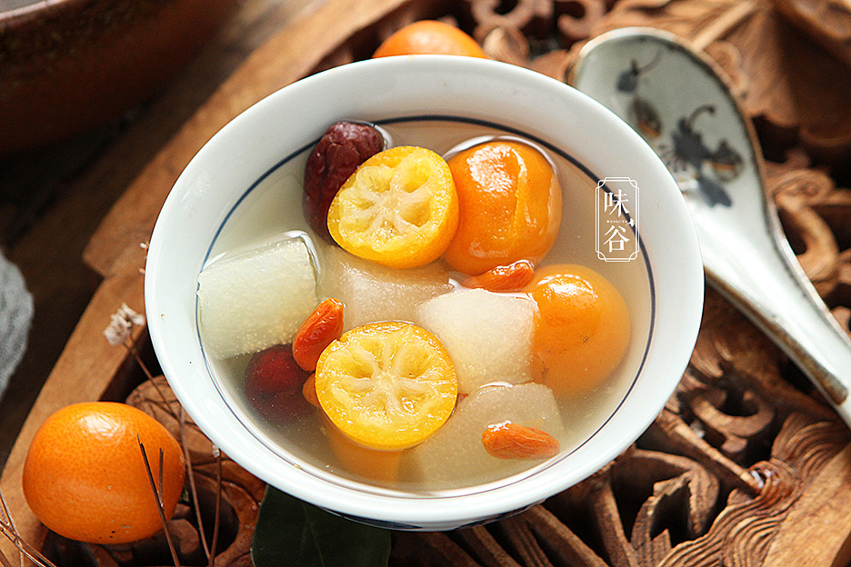金桔|惊蛰时节易咳嗽，把这两样水果一起炖，嗓子舒服了，全家都爱喝