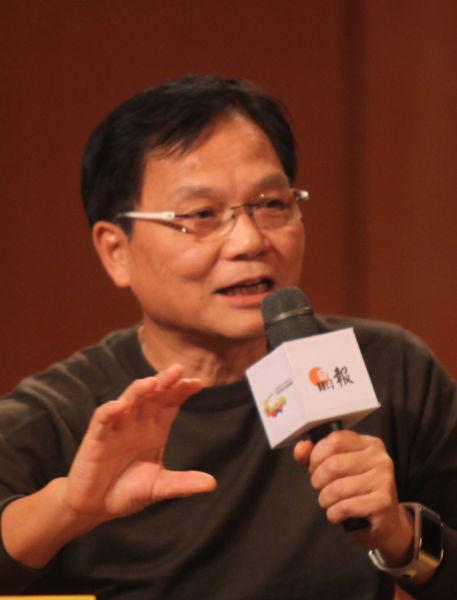 陈熙荣:我希望大家都能快快乐乐踢球,然后再快快乐乐看球_腾讯新闻