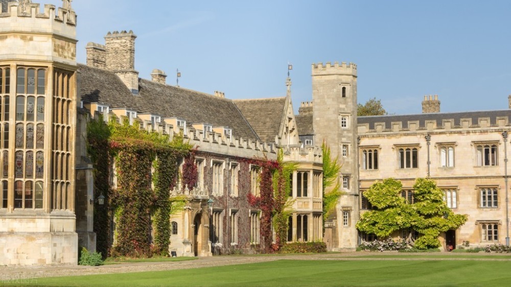 索尔福德大学怎么样值得去读吗