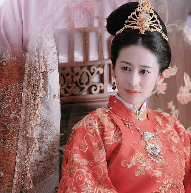 锦心似玉罗元娘临死前告诉十一娘嫁入徐府凶手是徐家的人