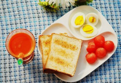 早餐|一份满分早餐应该什么样？淀粉类食物作主食