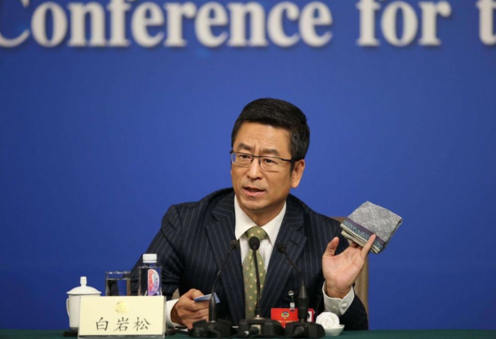 白巖松談養老：幫助今天的老年人，就是幫助明天的自己(圖2)