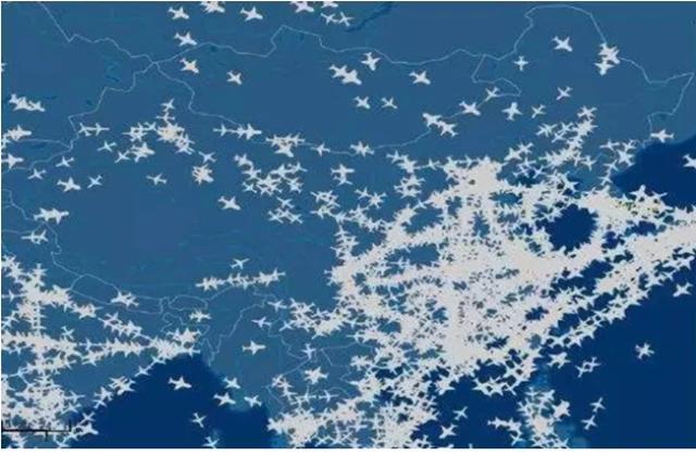 天空那麼廣闊飛機為何一定要按照航線飛行原因很簡單