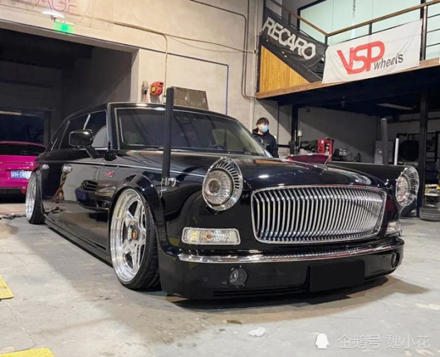 国内首款"红旗l5"低趴版亮相,网友:劳斯莱斯,宾利都要靠边站了!