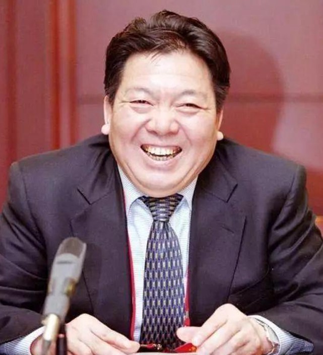 5000万娶车晓10年败光125亿败家子李兆会现状如何