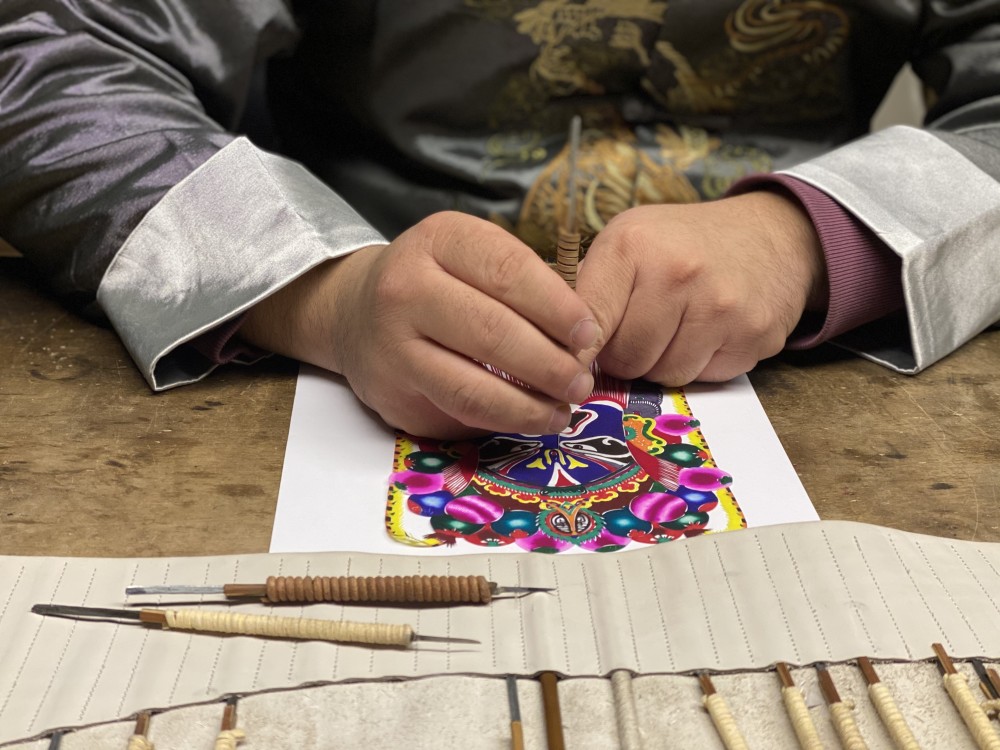 蔚县剪纸讲述中国东奥故事听非遗讲故事