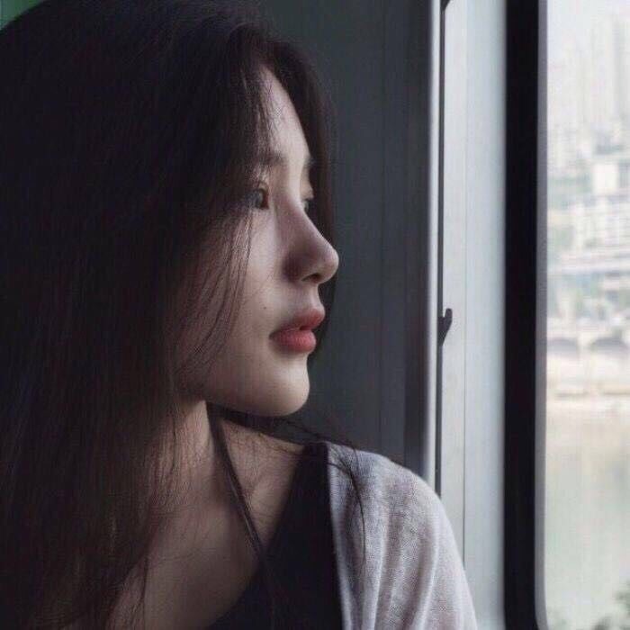 格调很高的女生头像