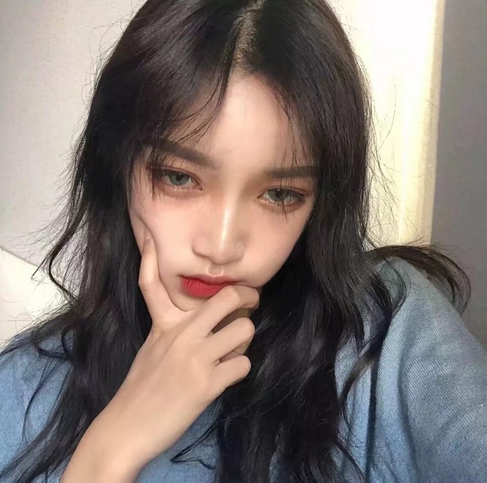 格调很高的女生头像