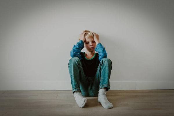 抑郁症|身体出现这4种迹象，或是抑郁症所导致的，需重视起来