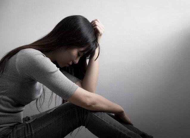 抑郁症|身体出现这4种迹象，或是抑郁症所导致的，需重视起来