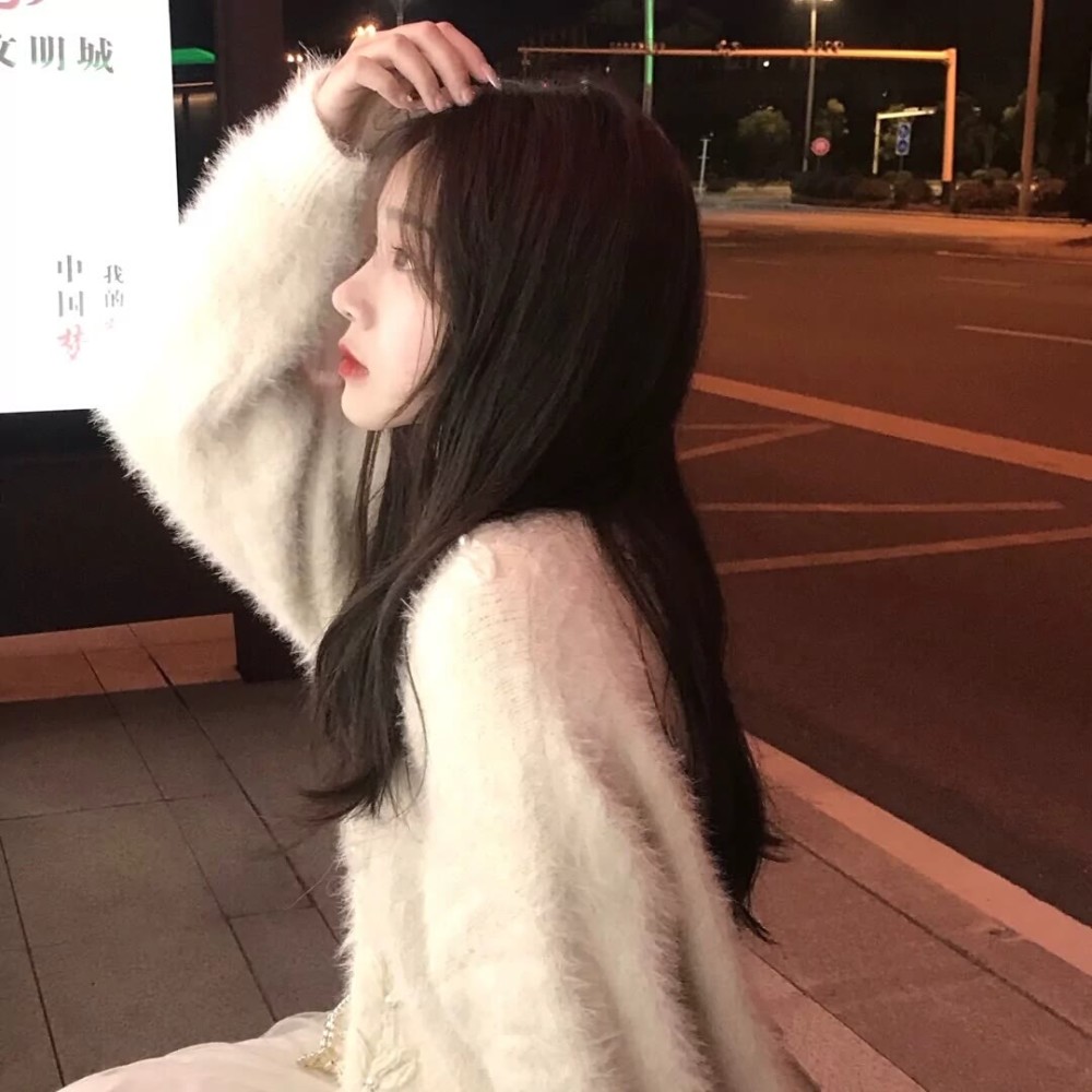 女生头像远赴人间惊鸿宴一睹人间的盛世容颜