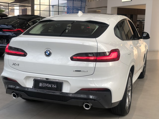 新bmw x4 车身雪山白现车供应
