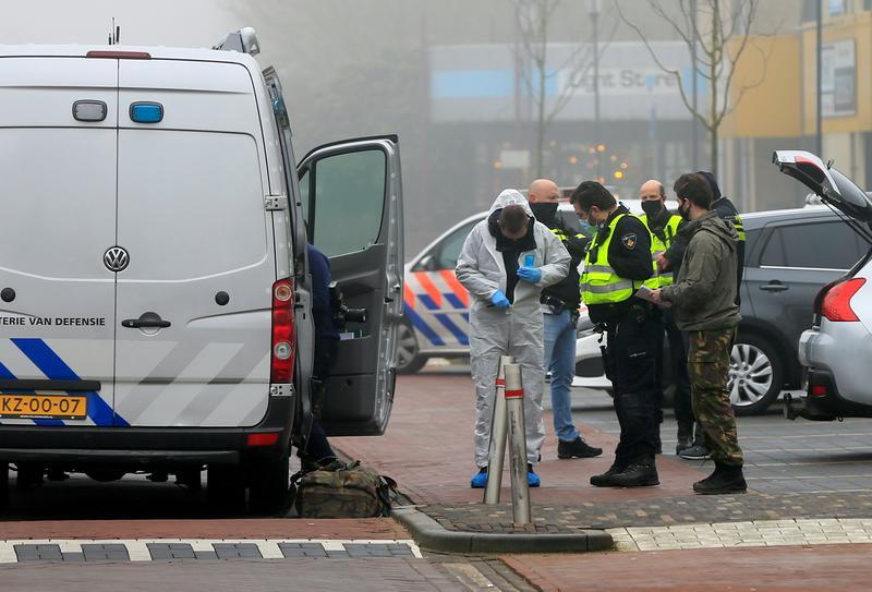 荷兰又有一处新冠病毒检测站发生爆炸，警方：有人蓄意袭击图2