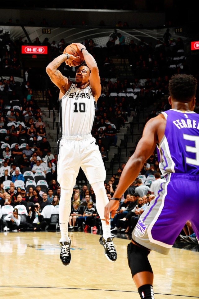 续约,德罗赞牺牲一切,残阵马刺迎巨变,梦回14年总决赛