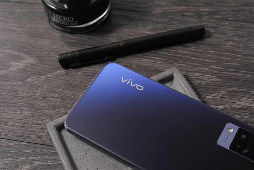 vivo s9初体验:这是一款能让你迷上自拍的手机_腾讯新闻