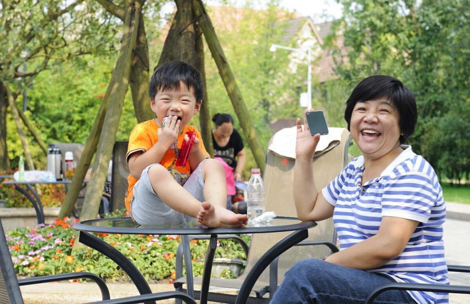 甘油三酯|营养师劝告：甘油三酯过高，不要吃3种调料，否则血管会“堵死”