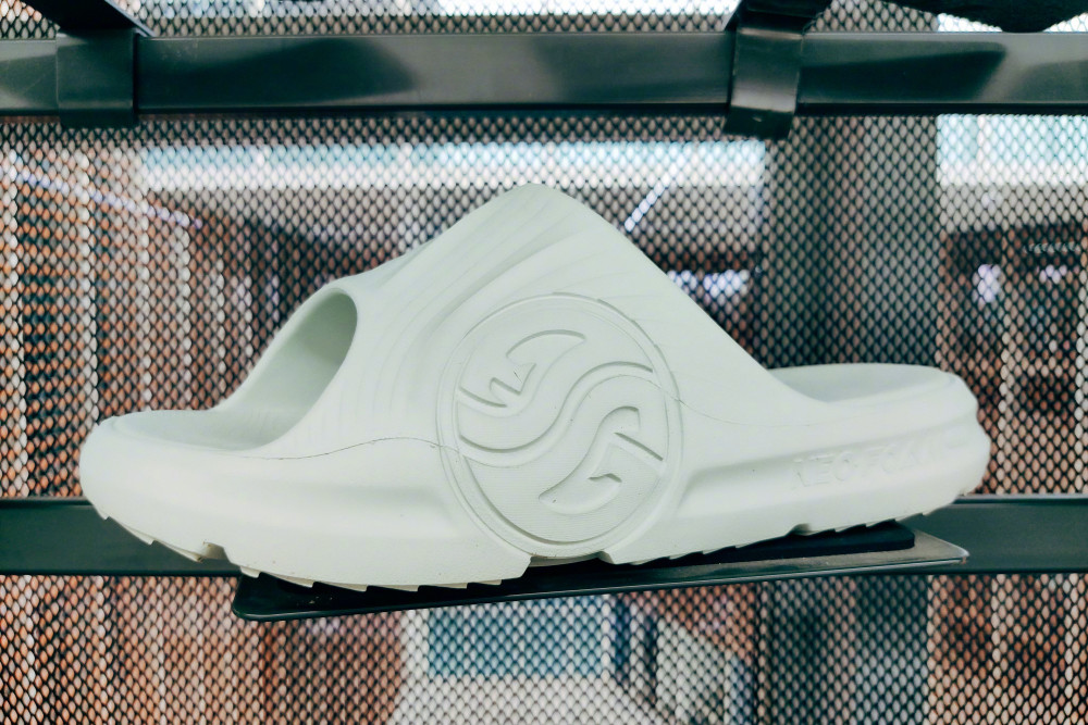 361agsilde阿隆戈登系列拖鞋绝对会成为今年的爆款