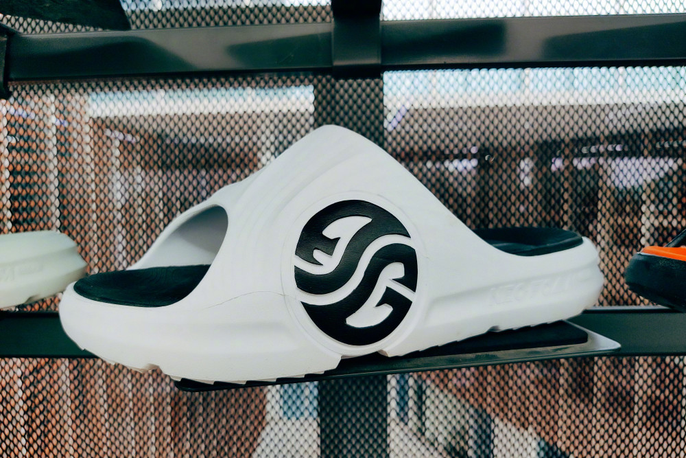 361agsilde阿隆戈登系列拖鞋绝对会成为今年的爆款