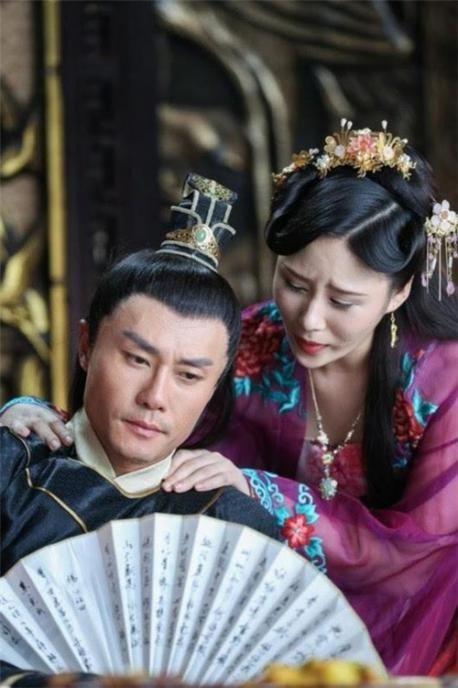 往事知多少"的那位,有说法他的死就是赵匡胤指使赵廷美下牵机毒而死