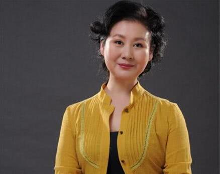 提起黄晓娟,小编想不起来这位女演员是谁,可是看了她照片恍然大悟,这