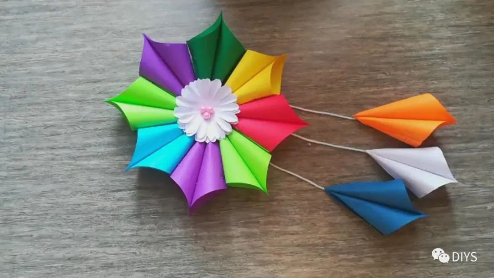 「手工制作」漂亮的彩色挂饰!