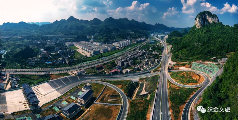 厦蓉高速,黔织高速,织普高速,林织铁路,织毕铁路,织纳铁路,织金县城至