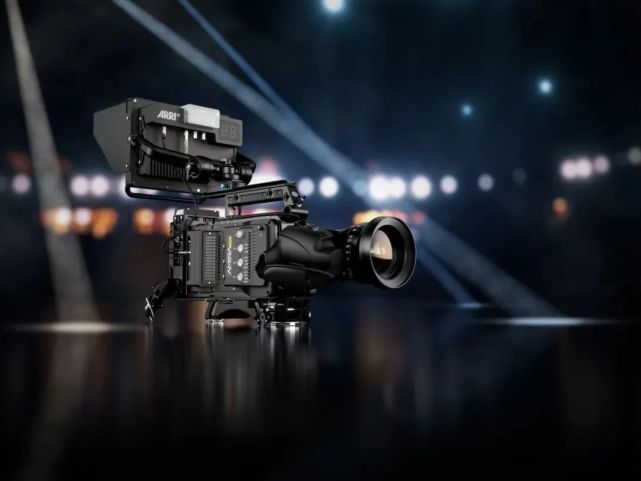 而自从arri推出amira之后,这款原本面向纪录片拍摄的电影级摄录一体机