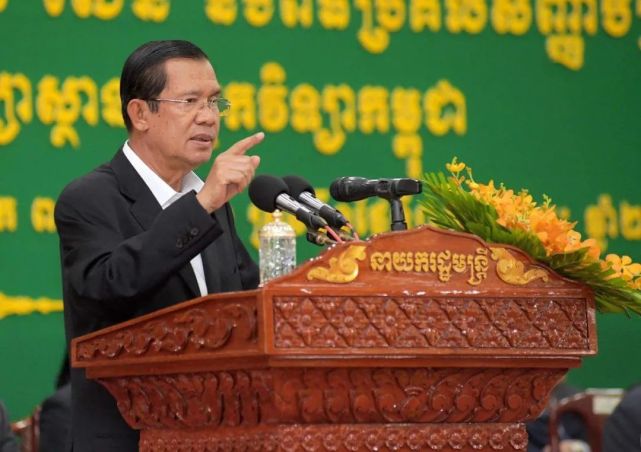 3月3日晚,洪森总理发表紧急讲话时,指示西港省政府可以采取"封城"措施