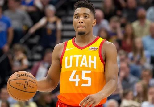 35分，米切尔连续30＋，爵士背靠背双杀灰熊，继续全NBA排名第一