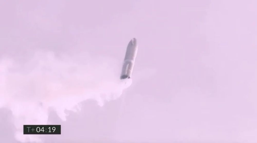 spacex|刚刚，SpaceX星舰SN10高空试飞，实现平稳着陆！但不久后爆炸