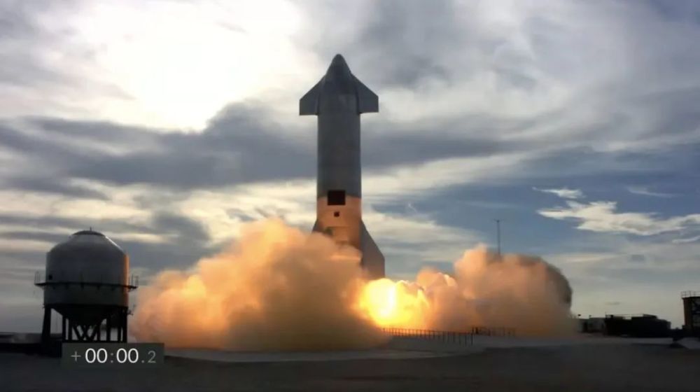 spacex|刚刚，SpaceX星舰SN10高空试飞，实现平稳着陆！但不久后爆炸