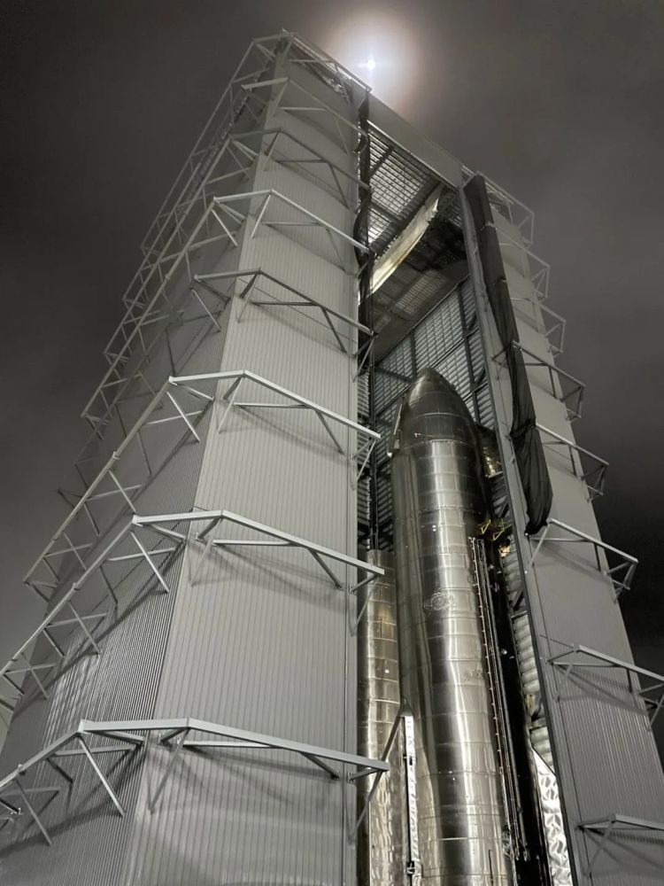 spacex|刚刚，SpaceX星舰SN10高空试飞，实现平稳着陆！但不久后爆炸