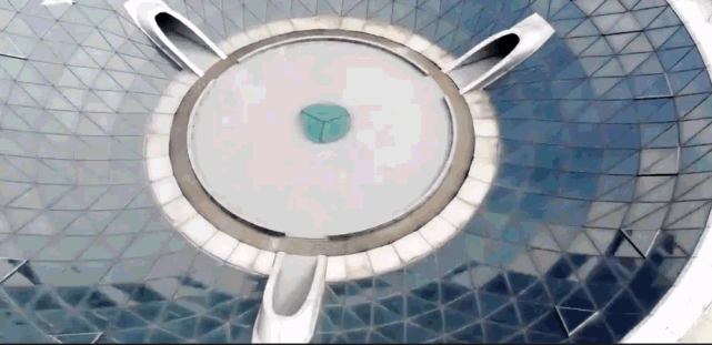 顺着200多米长的旋转步道而上相当于等比缩小版的地球vs太阳!正好