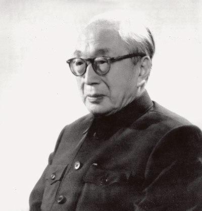 不考虑婚事,不计较薪酬,她终生嫁给国家事业,却在55岁跳塔自杀|曾昭燏