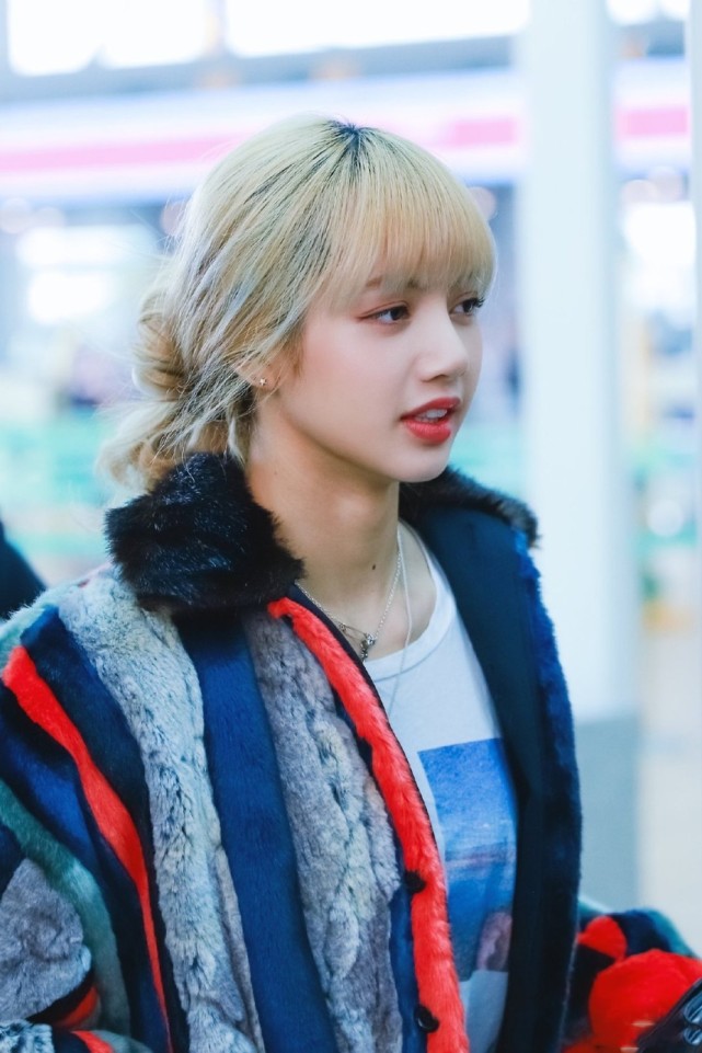 rosélisa是我舞蹈的榜样而lisa曾考虑回到泰国