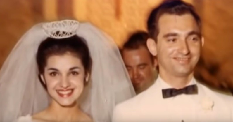 大卫·菲利浦·威特|12岁才走出隔离罩的“泡泡男孩”，在死亡前第一次触摸到了妈妈