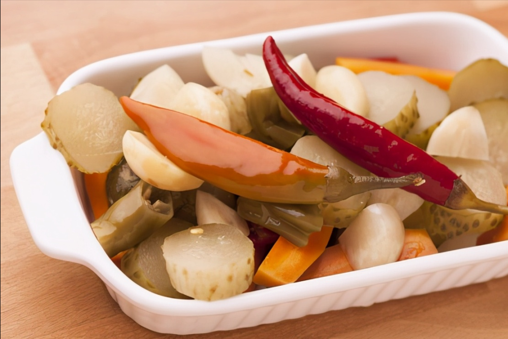 蔬菜|消化科医生告诫：5种蔬菜经常吃，胃迟早“伤痕累累”