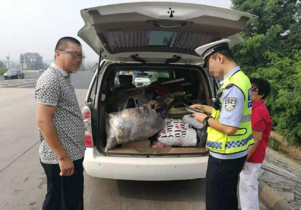面包车拉货总被67处67罚车主怒问不拉人不拉货要它干啥