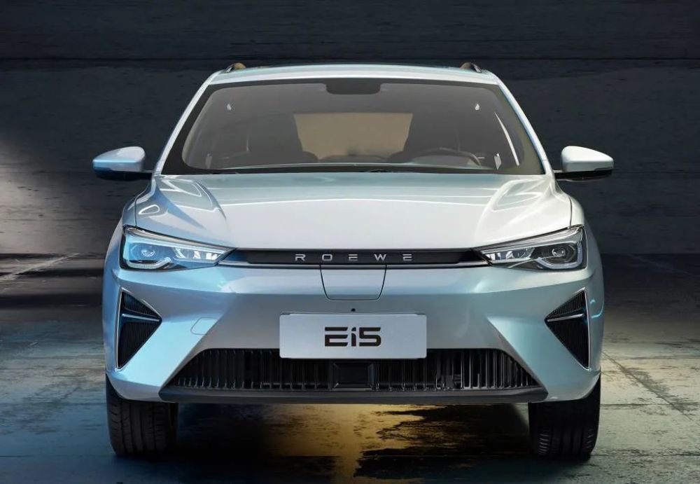 设计更有科技感 新款荣威ei5官图发布