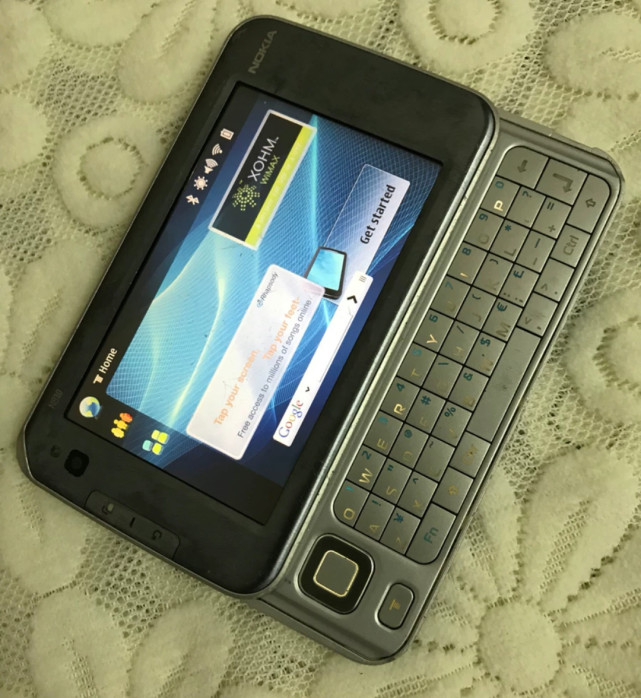 十年前的诺基亚平板电脑设计太超前还带全键盘