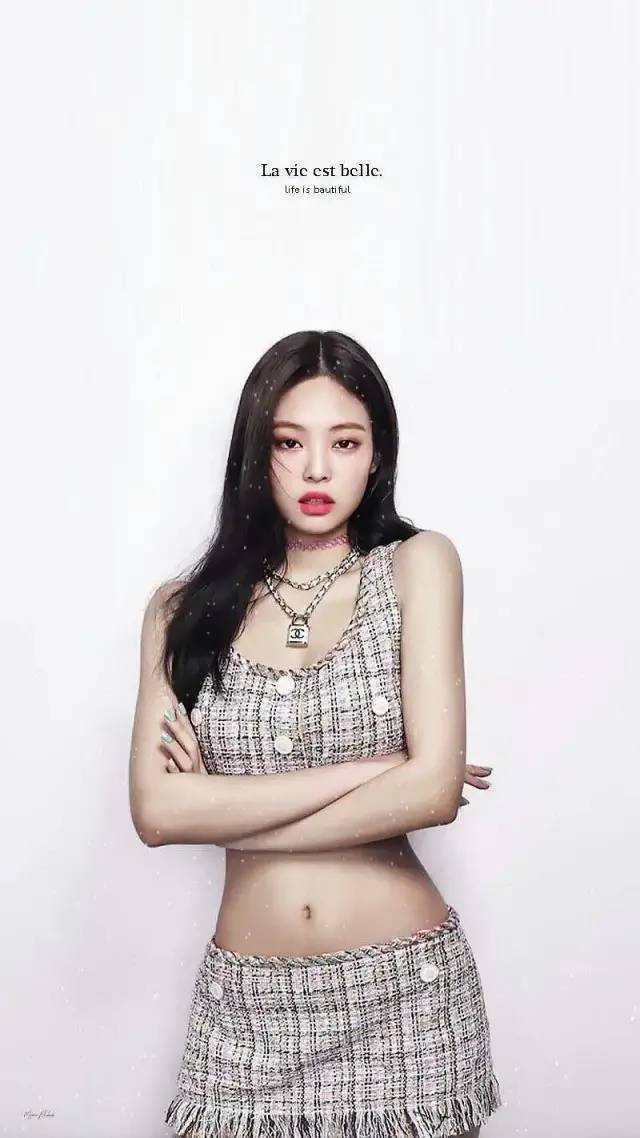 父母 / 金钟仁(前男友)更多中文名: 金智妮更多外文名: jennie(艺名)