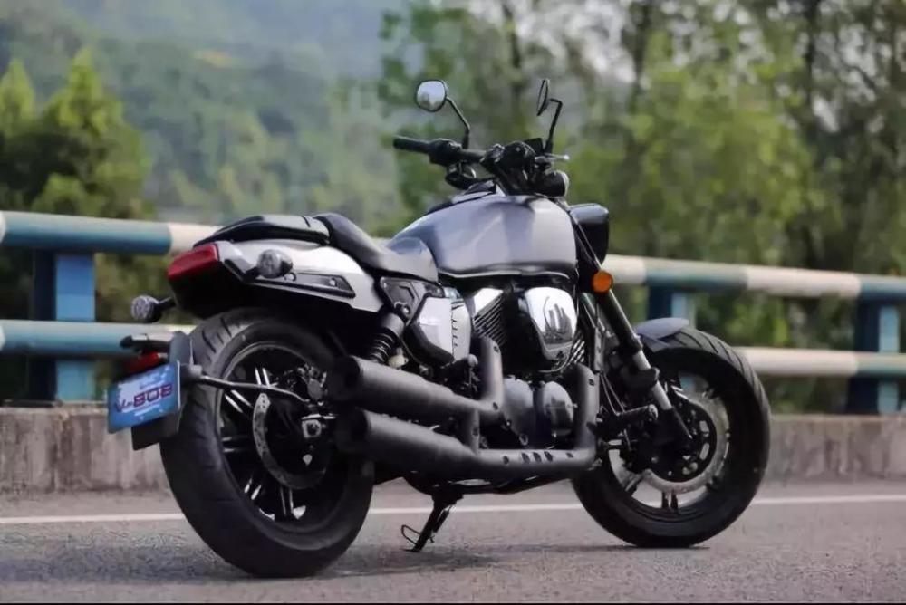 哈雷摩托卖太贵这些搭载v型双缸发动机的小哈雷不到3万元