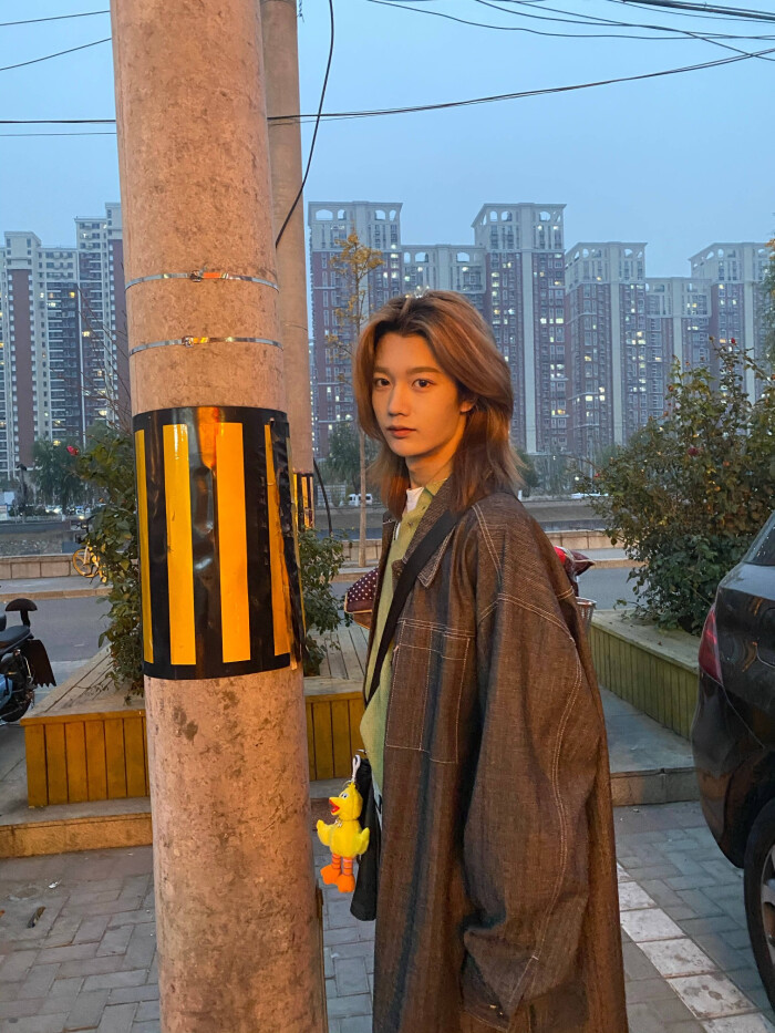 青春有你3孙滢皓壁纸好绝一男的太绝了绝绝子